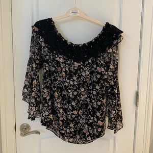 White House Black Market Floral Top Size L